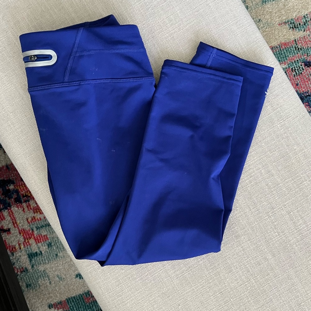 Athleta cropped workout legging. Small